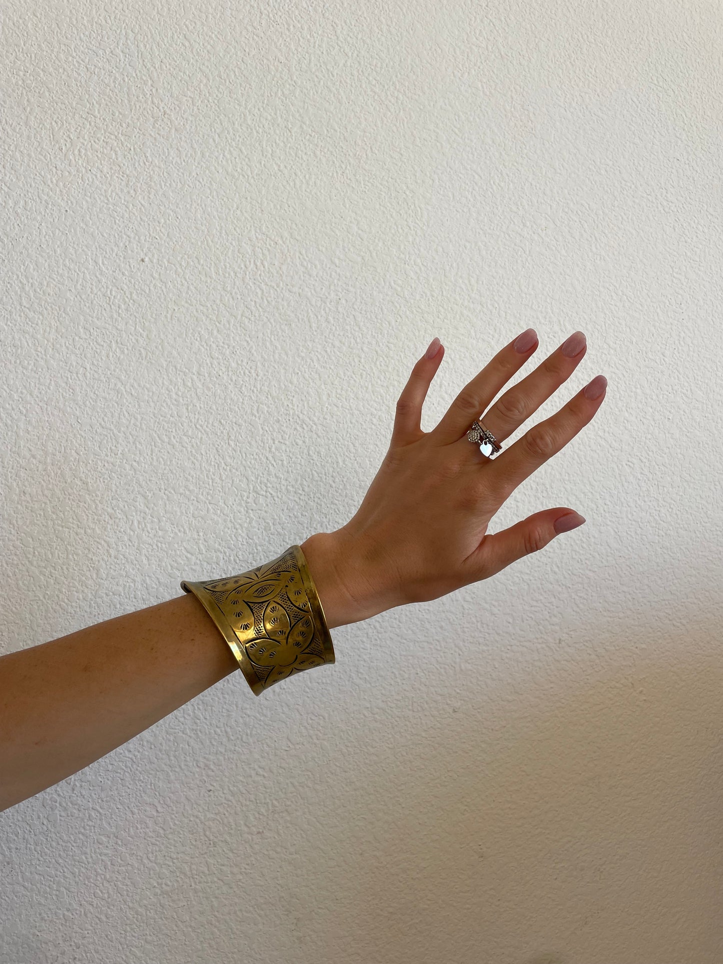 Elegant Vintage Bracelet – Timeless Design & Excellent Condition