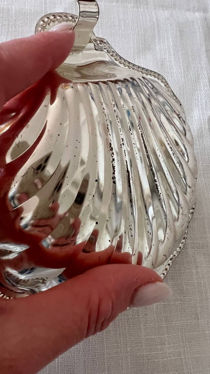 Vintage Shell-Shaped Box/Plate – Elegant Glass Interior