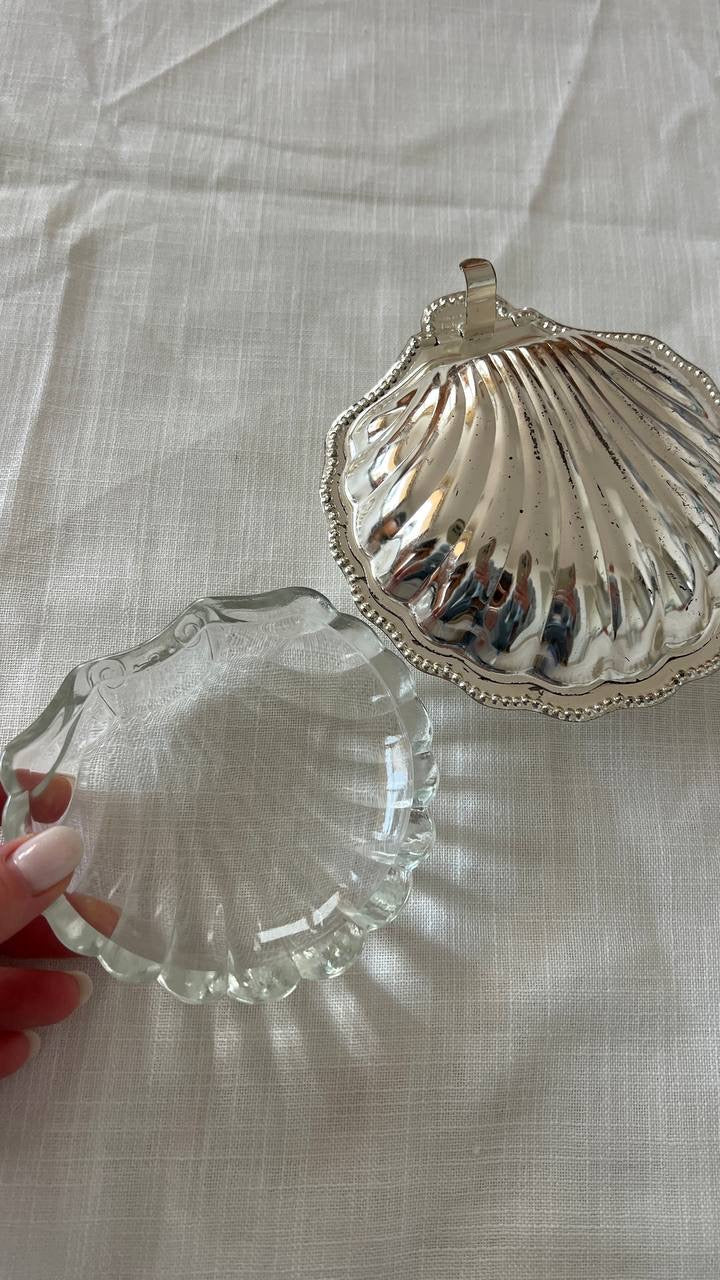 Vintage Shell-Shaped Box/Plate – Elegant Glass Interior