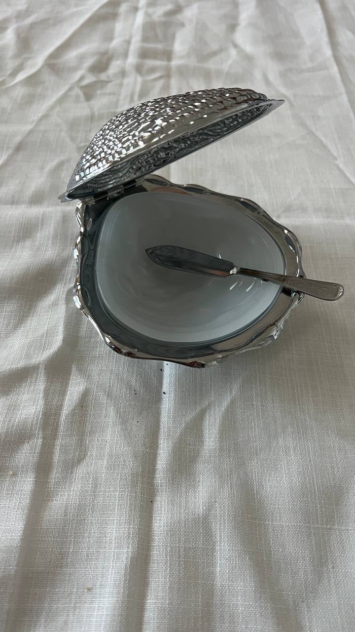 Elegant Large Shell-Shaped Box with Iridescent Glass Plate & Spoon – Rare Vintage Treasure