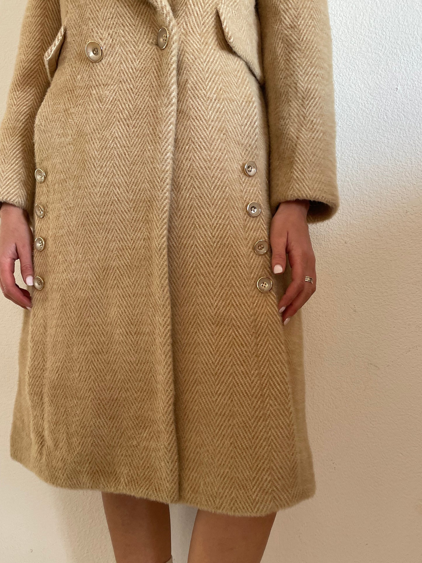 Vintage Beige Coat Size M-L