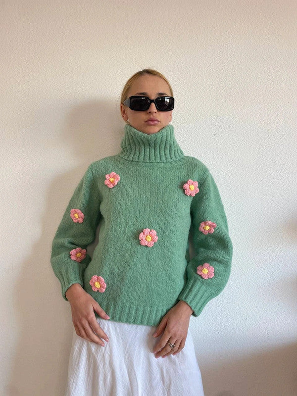 Stylish Vintage Knitted Sweater with 3D Flowers – Size S
