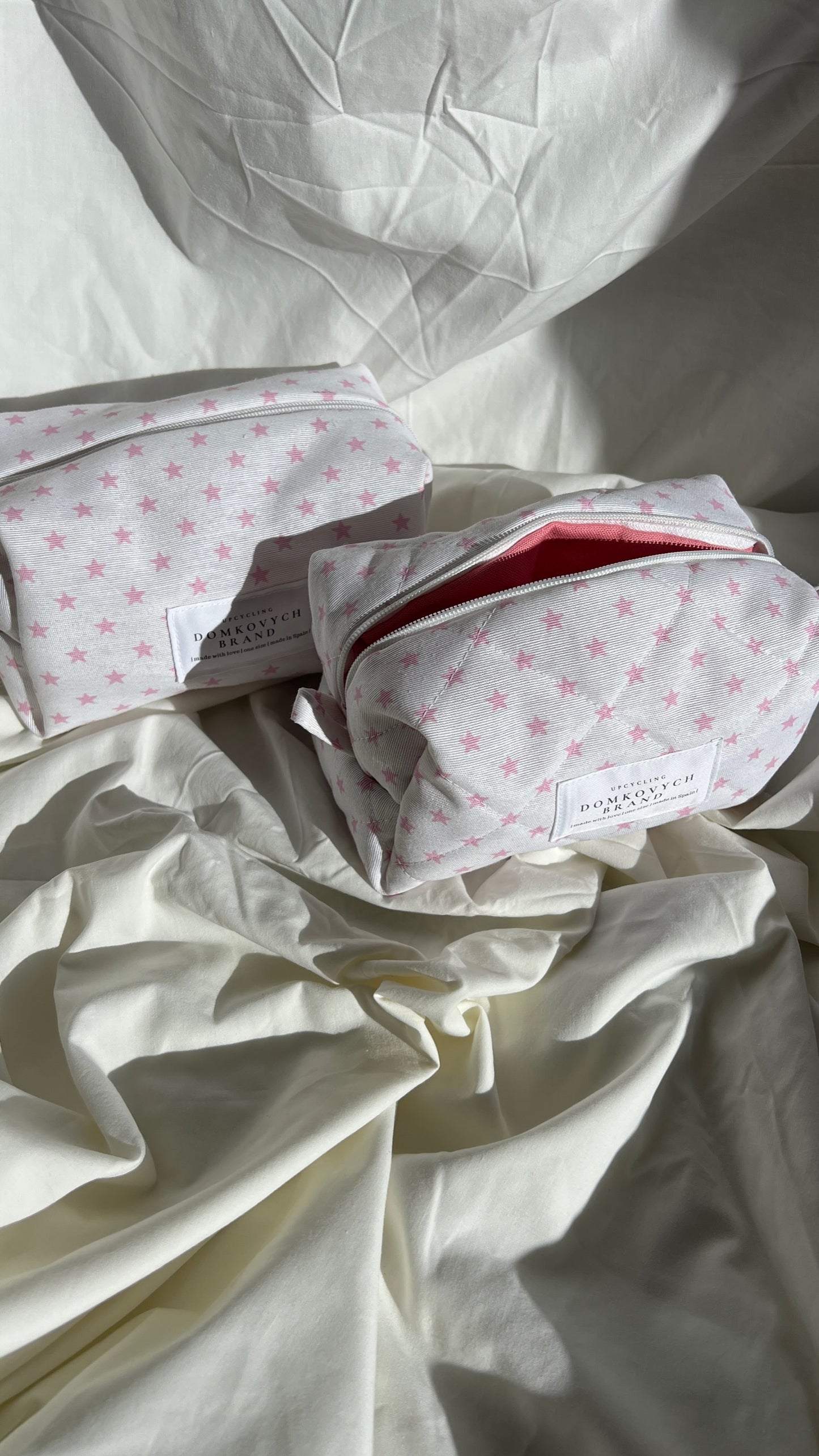 Come Cutes makeup bag