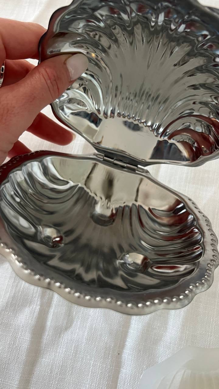 Silver Shell-Shaped Box with Spoon & Plastic Plate – Perfect Condition
