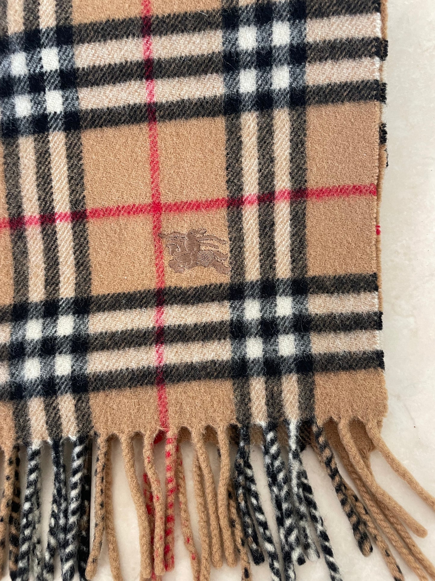 Vintage Burberry 100% Wool Scarf in Brown – 160 cm
