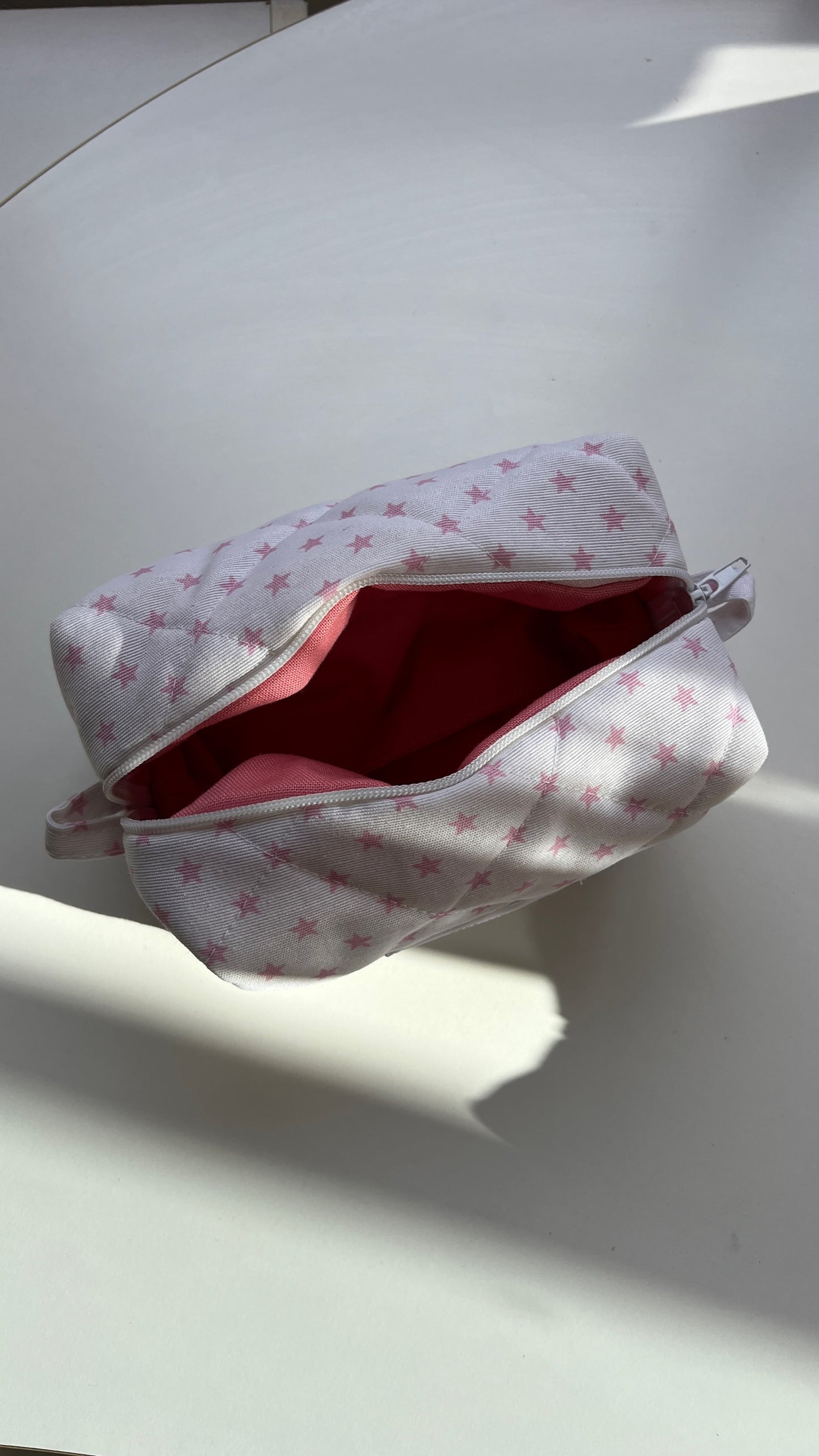 Come Cutes makeup bag
