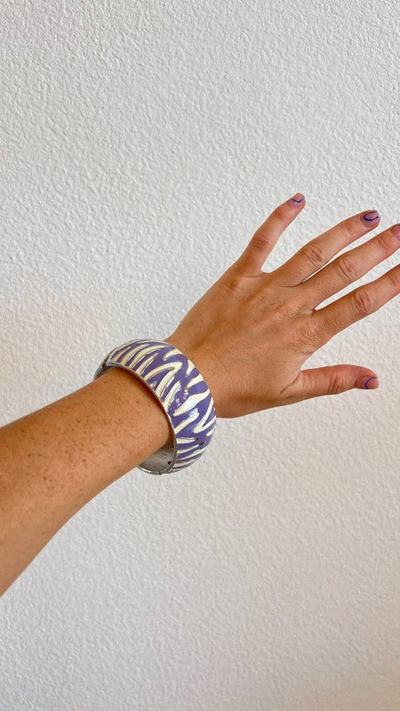 Vintage Chunky White and Purple Bracelet