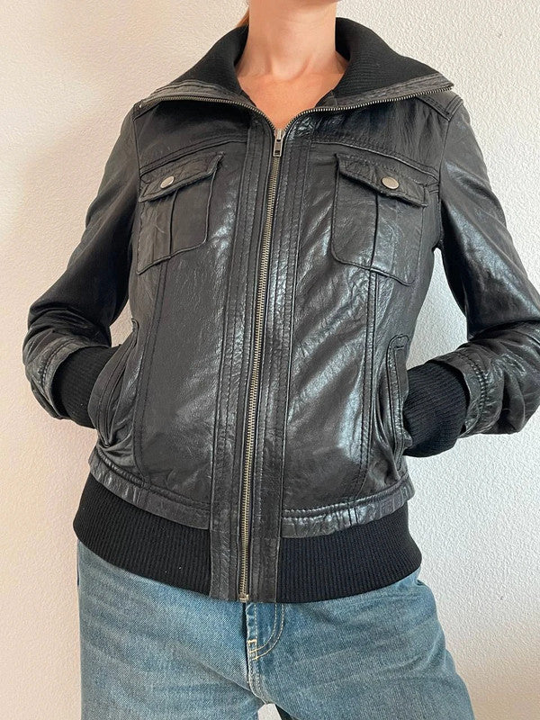 Trendy Vintage 2000s Black Leather Biker Jacket – Size S