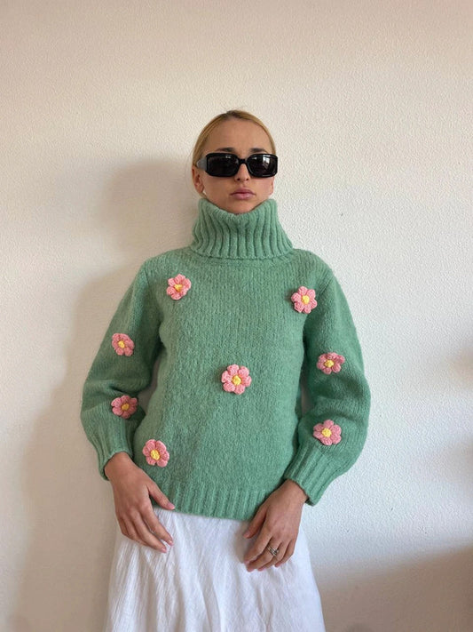 Stylish Vintage Knitted Sweater with 3D Flowers – Size S