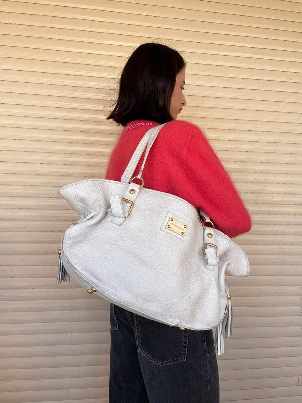 Vintage Spacious White Leather Tote Bag – Stylish & Durable