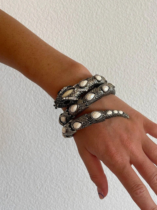 Vintage Silver Snake Bracelet with Gemstones - Stylish and Trendy